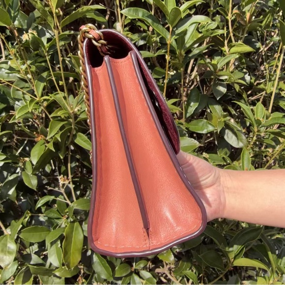 EUC Coach Parker 18 With Star Souvenir Pin 29392 - Picture 5 of 12